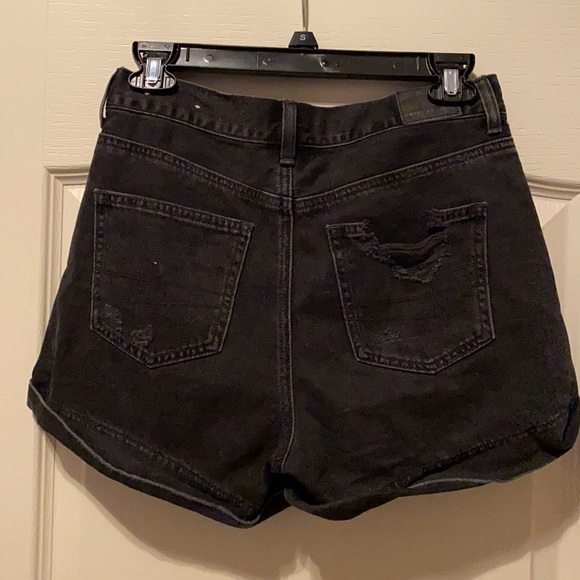 American eagle high waisted black shorts - Picture 2 of 2